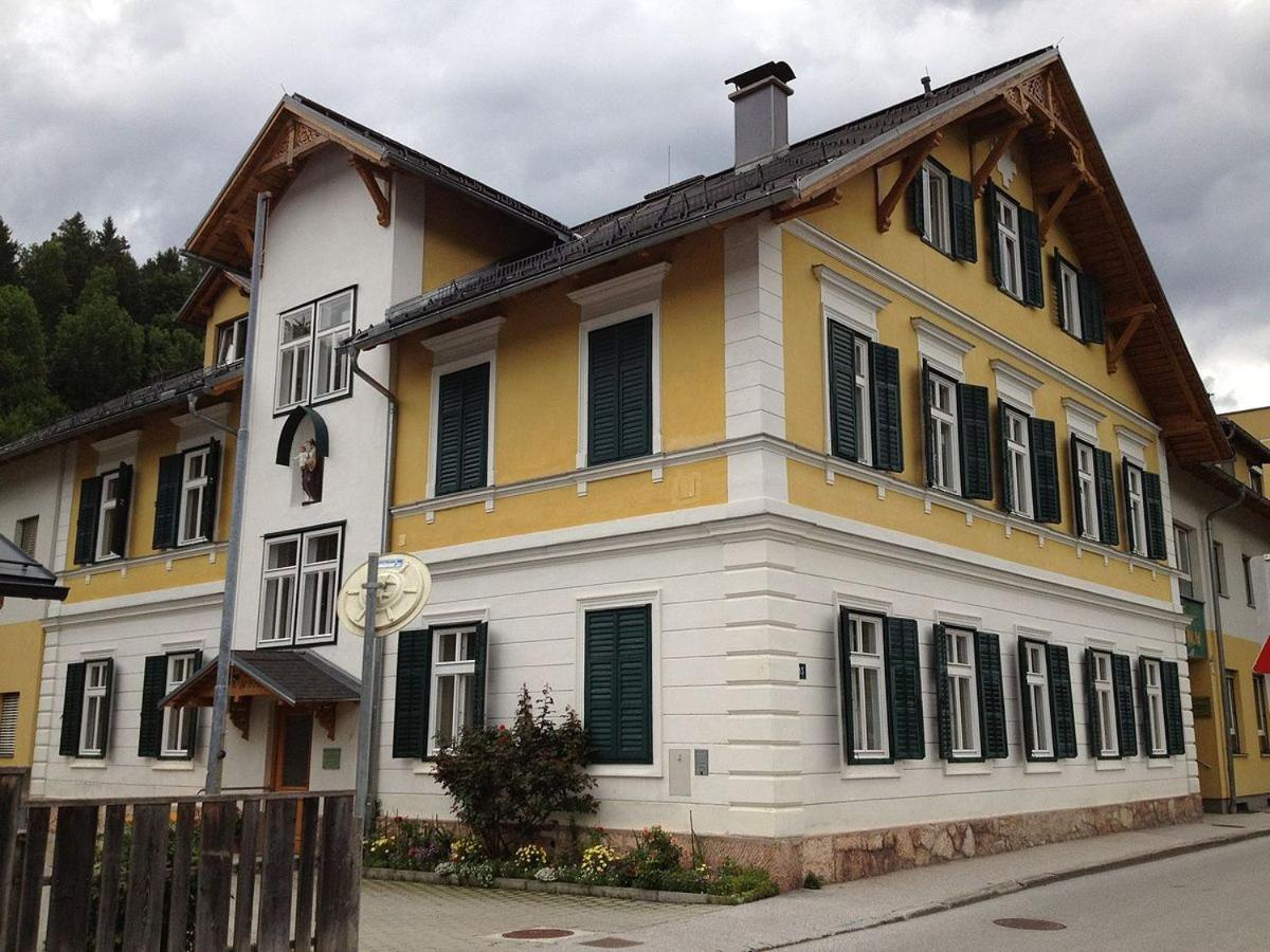 Fruehstueckspension Josefinum Bad Aussee Exterior photo